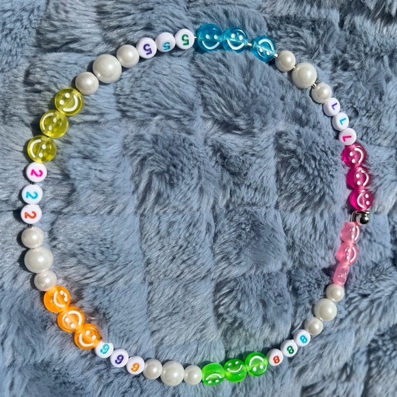 DUBBED YOUTH ‘Big Mood’ Collection Choker - Picture 1 of 2
